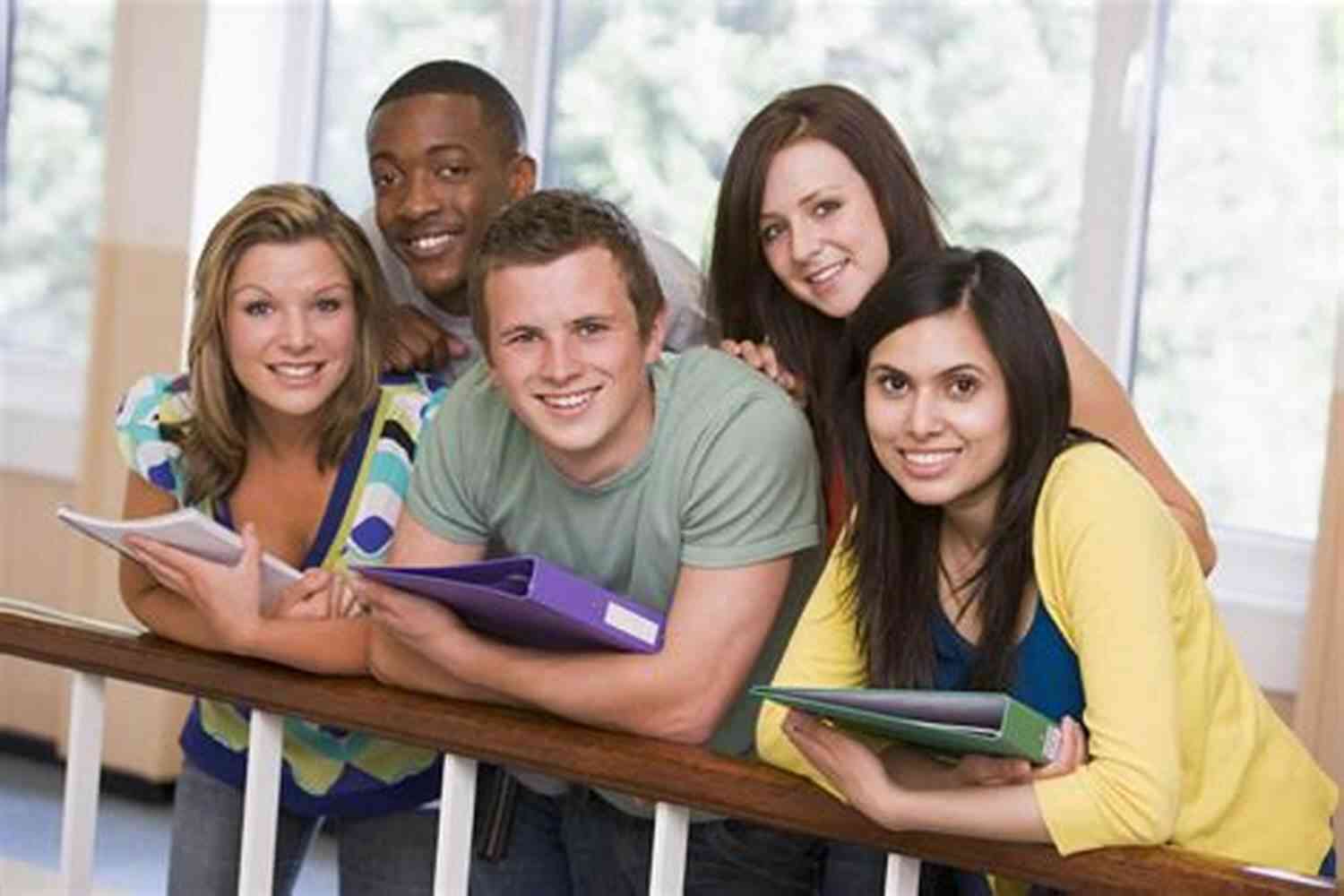 A Group Of Students My Sister S Lies: The Best Selling About Love Loss And Dark Family Secrets