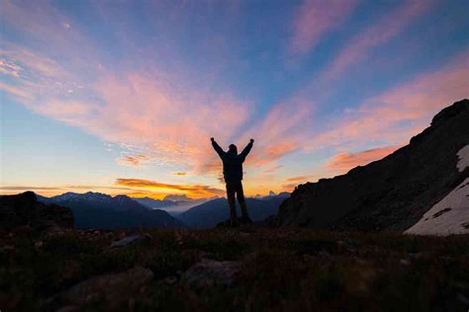 A Person Standing On Top Of A Mountain With Arms Raised, Representing The Success Of Starting A Dream Business How To Start An Online Boutique With Just $200: A Simple 8 Step Guide To Starting The Business Of Your Dreams