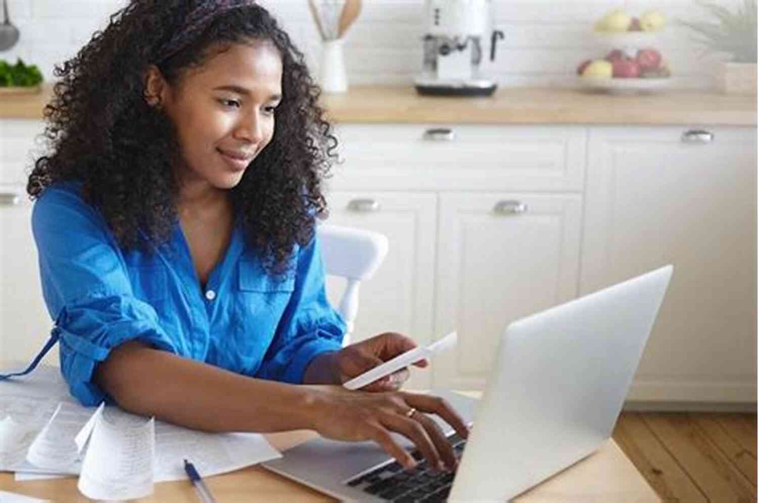 Shenita Ramos, A Woman In Debt, Struggled With Managing Her Finances Until She Discovered A Life Changing Method To Fix Her Money Mess. Messy Money Fix Shenita Ramos